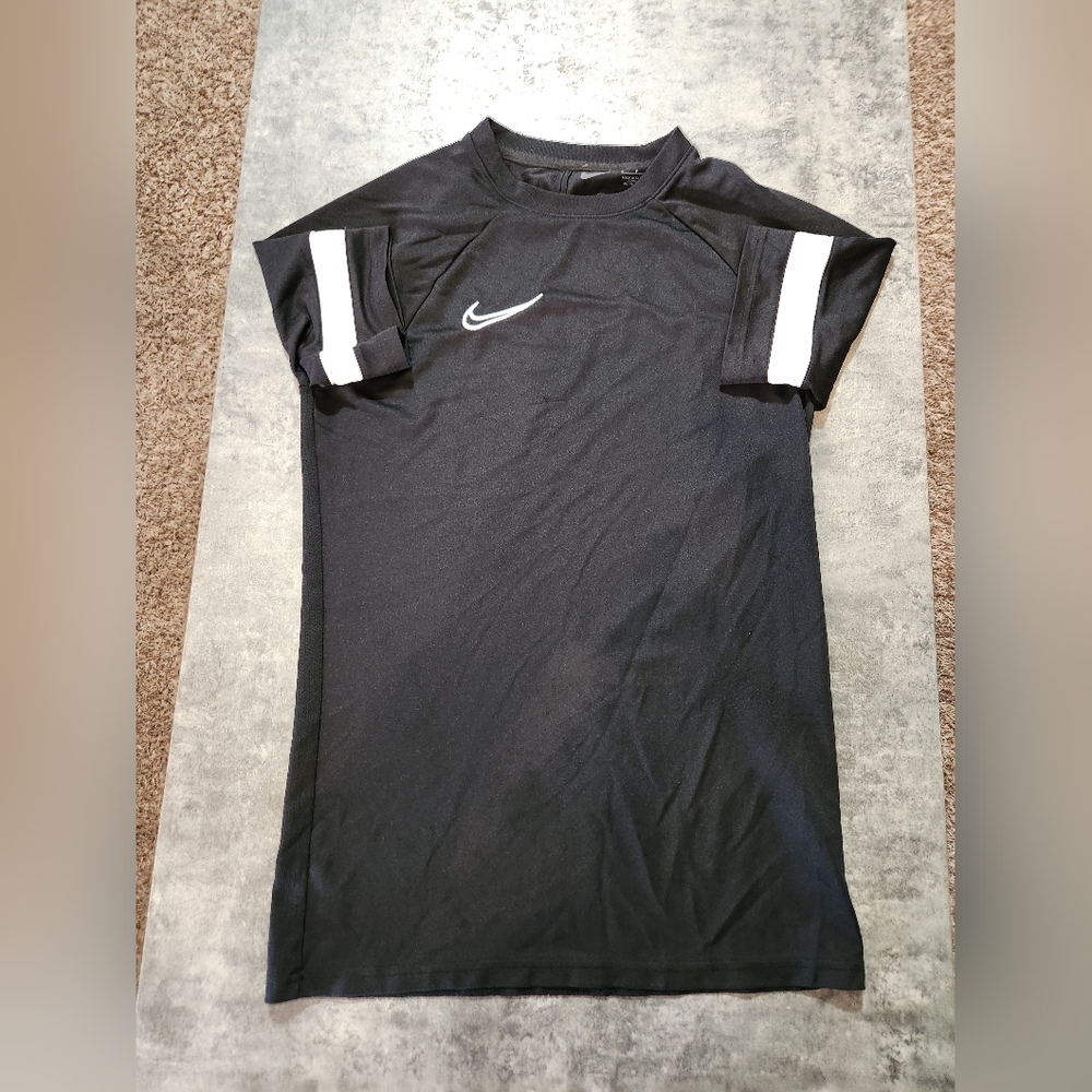Nike dri fit shirt